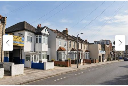 2 bedroom semi-detached house to rent - Photo 3