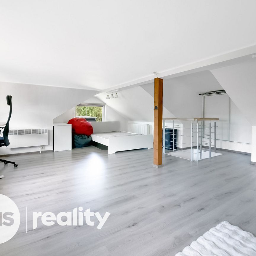 Pronájem domu 110 m² s pozemkem 439 m² - Photo 1