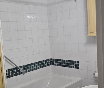 For Lease - 21 Beatrice Street Unit# B, Oshawa, Ontario - Photo 3