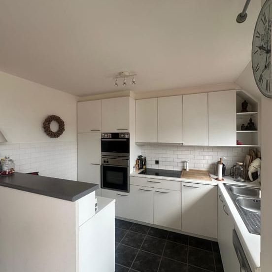 Appartement te huur - Photo 1