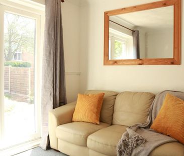 4 bedroom terraced house to rent - Photo 2