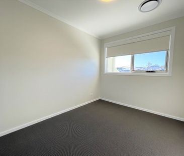 Beautiful Low Maintenance Living - Photo 3