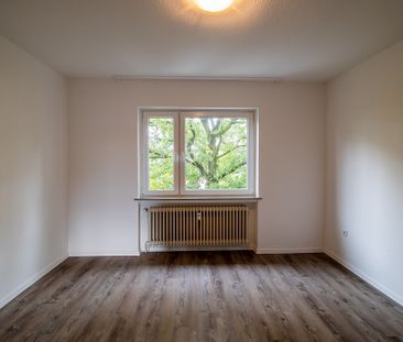 Frisch renoviert und mit Balkon! - Foto 2