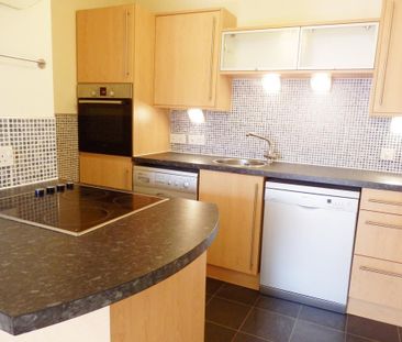 1 bedroom flat to rent - Photo 2