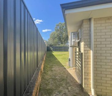 Modern Family Home with Theatre Room, Side Access & Spacious Alfresco - Photo 4