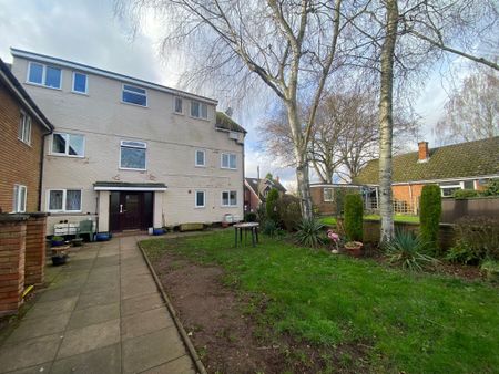 The Village, Kidderminster, Chaddesley Corbett - Photo 5