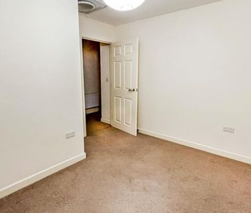 2 BED Flat To rent - Photo 1