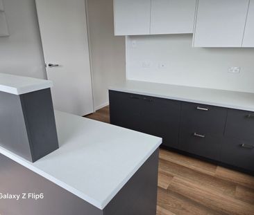 MANSFIELD STATE HIGH SCHOOL CATCHMENT, BEAUTIFULLY PRESENTED,UP-MAR... - Photo 2