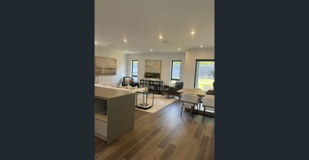 Magnificent Brand New House For Lease 4 Bedrooms - Photo 2