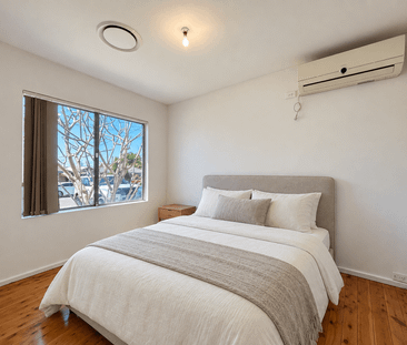 Comfortable 3 Bedroom Home - Photo 6