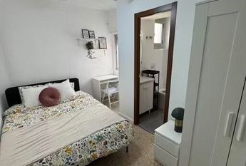 Carrer de Valentín Planells, Torrent, Valencian Community 46900