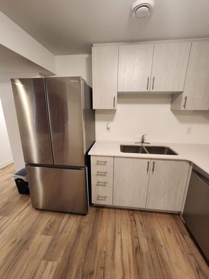 For Lease - 2 Marina Place, Welland, Ontario - Photo 1