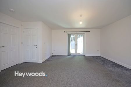 2 bed bungalow to rent in Calvin Court, Holt Lane, Kingsley, Stoke-On-Trent, Staffordshire - Photo 2