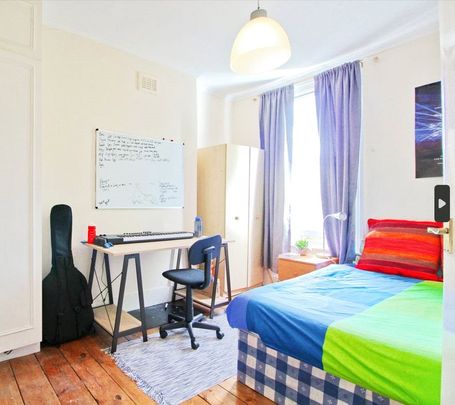 Stockwell Road, London, SW9 9TB - Photo 1