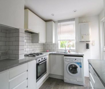 3 bedroom terraced house to rent - Photo 6