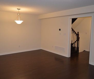 For Lease - 2 Bluegill Crescent, Whitby, Ontario - Photo 2