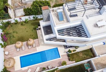 5 bedroom luxury Villa for rent in San Pedro de Alcántara, Spain