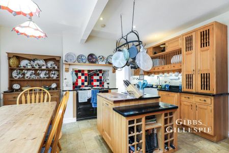 5 bedroom detached house to rent - Photo 5