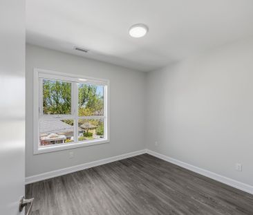 For Lease - 369 Hunter Street Unit# 104, Peterborough, Ontario - Photo 1