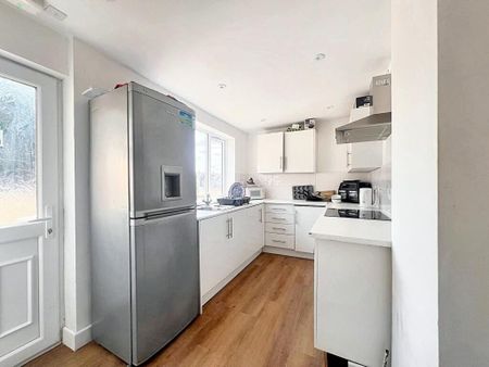 Room in a Shared House, Coberley, BS15 - Photo 5