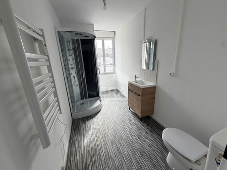 Appartement La Fere 3 pièce(s) 82 m2 - Photo 2