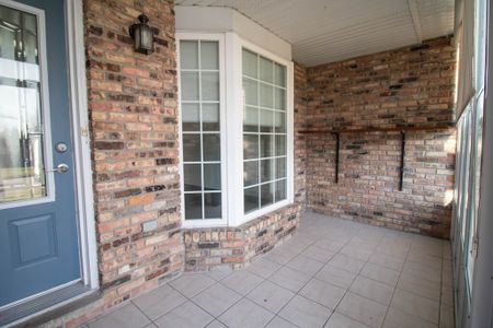 Bright 3-Bedroom Main Unit in St. Catharines! - Photo 4