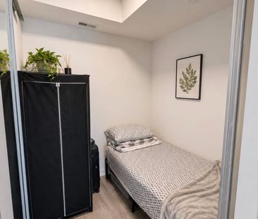 For Lease - 1005 DUNDAS Street Unit# 111, Oakville, Ontario - Photo 2