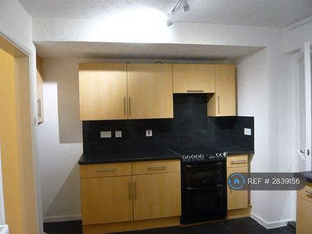 3 bedroom terraced house to rent - Photo 3