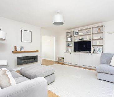 4 bedroom semi-detached house to rent - Photo 2