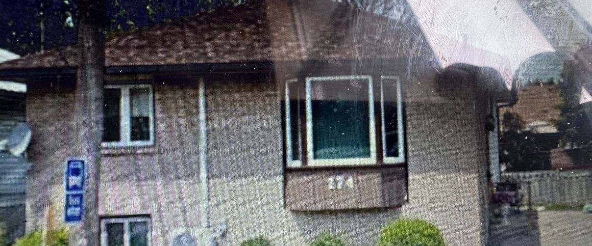 For Lease - 174 Colborne Street, Kawartha Lakes, Ontario - Photo 1