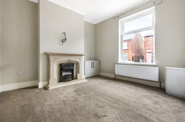 2 bedroom terraced house to rent - Photo 1