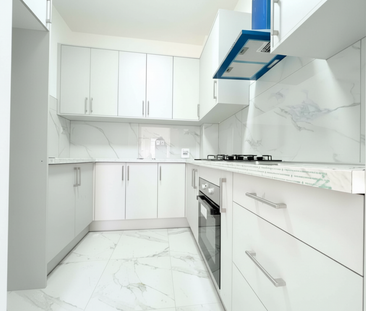 3 bedroom maisonette to rent - Photo 2