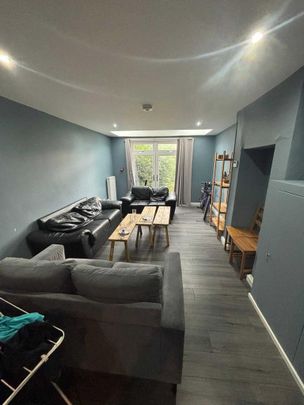 9 bedroom terraced house to rent - Photo 1