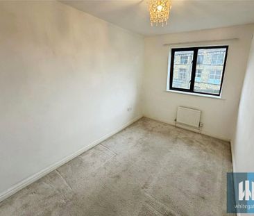 2 bedroom semi-detached house to rent - Photo 4