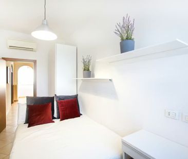 Via Federico Engels, Milan, Lombardy 20153 - Foto 4