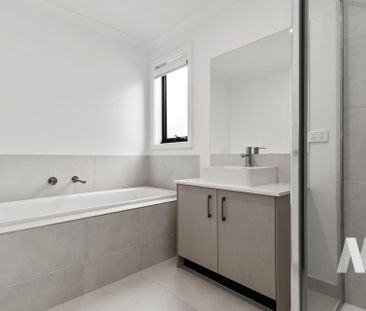 15 Noble Mews, Clyde North VIC 3978 - House For Rent | Domain - Photo 1