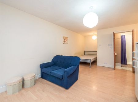 1 bedroom studio apartment to rent - Photo 2