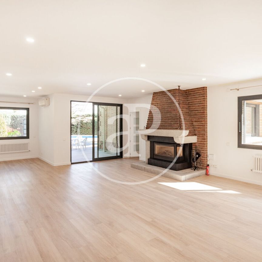 Flat for rent in Fuente del Fresno - Fresno Norte (San Sebastián de los Reyes) - Photo 1