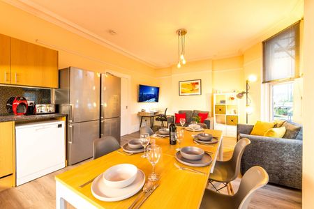 Room in a Shared House, Cromwell Road, BS6 - Photo 2