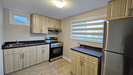 For Lease - 13 Wilson Street, Oshawa, Ontario - Photo 5