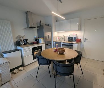 AIX EN PROVENCE APPARTEMENT RECENT TERRASSE ET GARAGE, - Photo 1