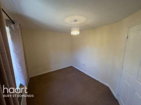 3 bedroom terraced house to rent - Photo 4