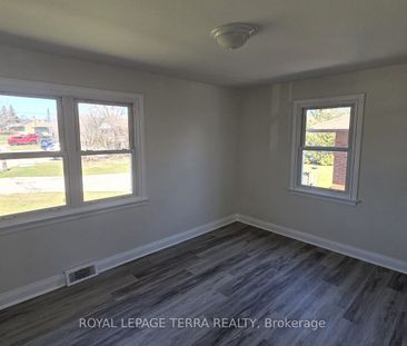 For Lease - 779 Whitman Crescent, Oshawa, Ontario - Photo 3