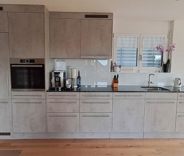 Attika 2.5 Zimmer möbliert befristet - Foto 5