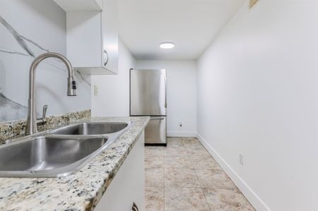 For Lease - 20 Castleton Avenue Unit# Lower, Toronto, Ontario - Photo 3