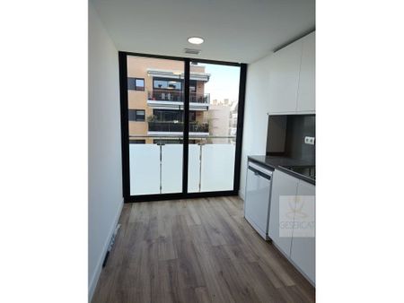 Piso de alquiler en Calle Benet Cortada, Volpelleres - Photo 3