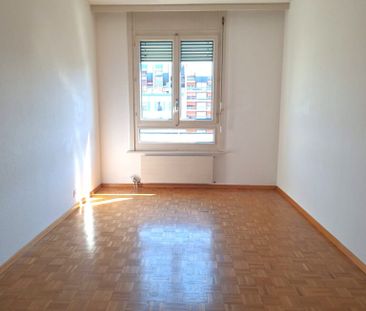 Appartement de 4 pièces avec balcon à Plainpalais - Photo 2
