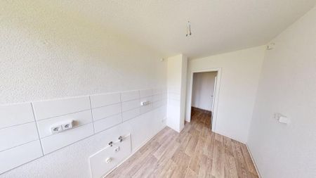 Attraktive 2-Raum-Wohnung mit Balkon in begrünter Wohnlage - Foto 5