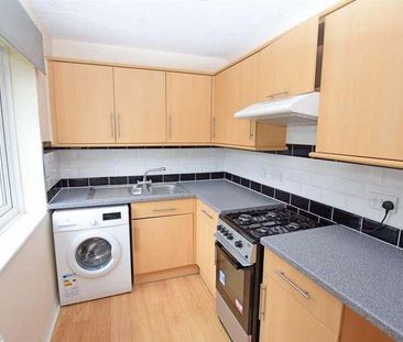 Cranbrook Close, Gillingham, ME8 - Photo 5