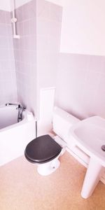 VILLERS LES NANCY BEAU STUDIO LUMINEUX DE 31 M2 AVEC BALCON - Photo 3